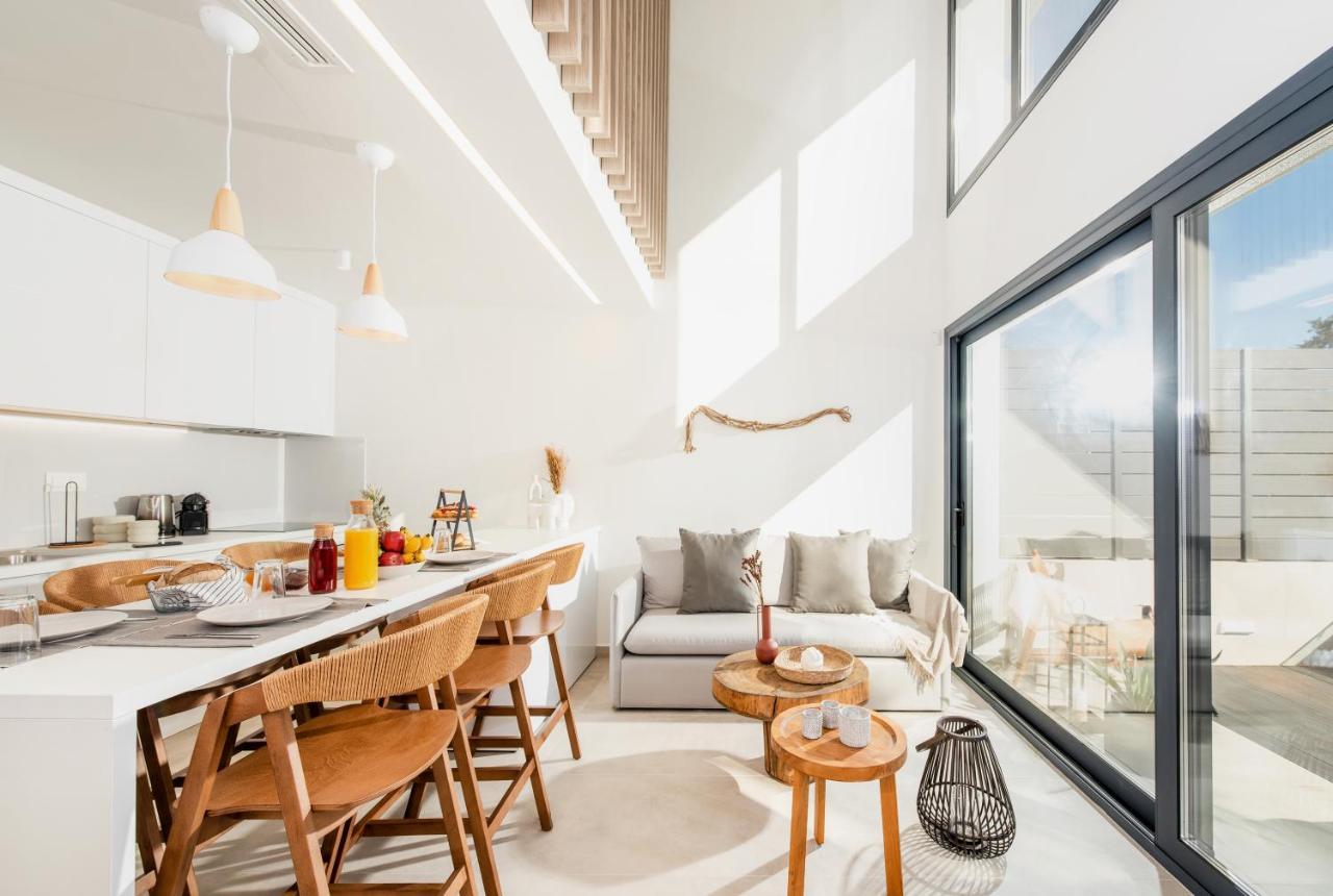 Serene Seafront Villas Nea Iraklia Dış mekan fotoğraf