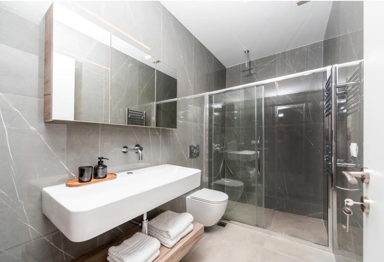 Serene Seafront Villas Nea Iraklia Dış mekan fotoğraf