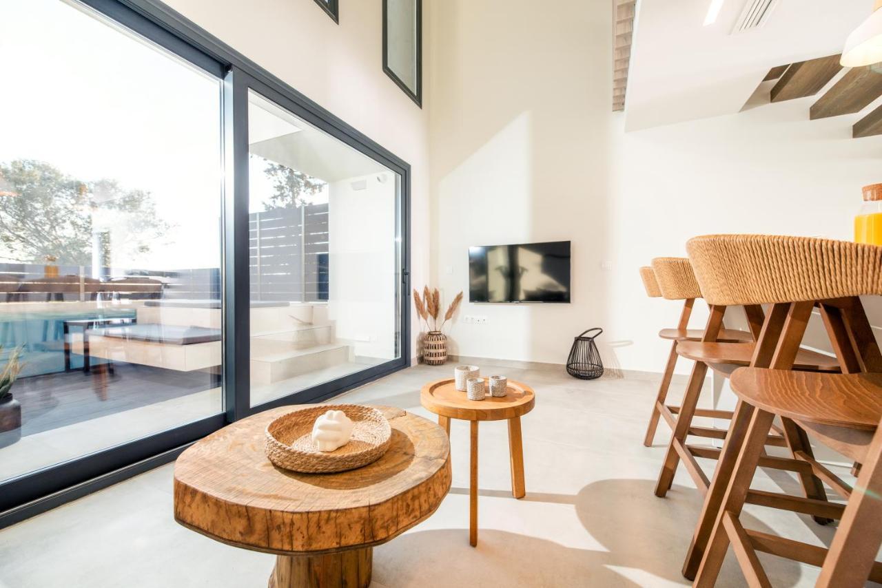 Serene Seafront Villas Nea Iraklia Dış mekan fotoğraf