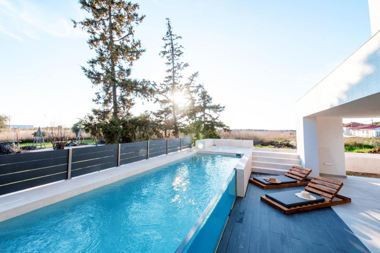 Serene Seafront Villas Nea Iraklia Dış mekan fotoğraf